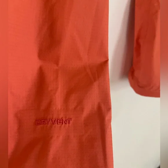 The North Face Women's Rain Jacket Size XS Color Coral Dry Vent - Picture 5 of 10